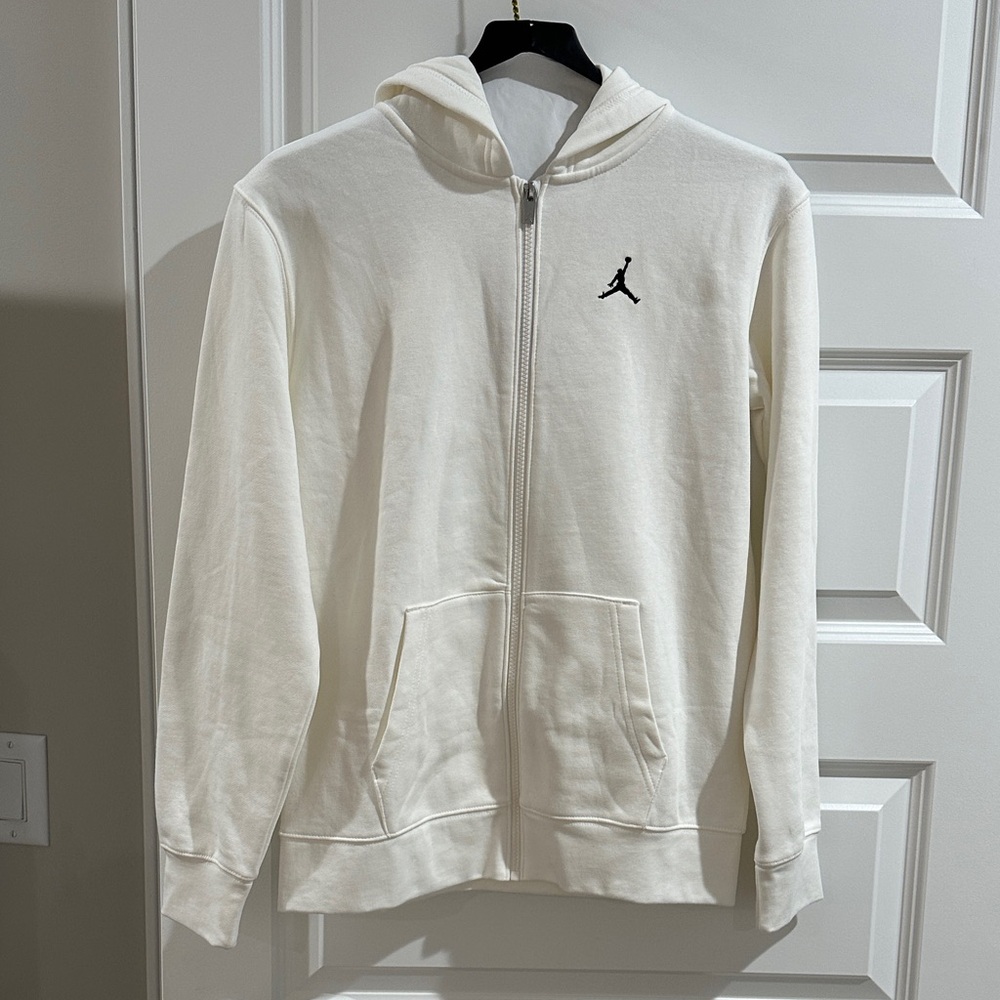 Boys Jordan White Hoodie with Logo, XL